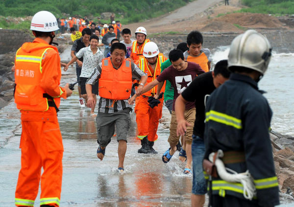 E China provinces brace for typhoon Muifa