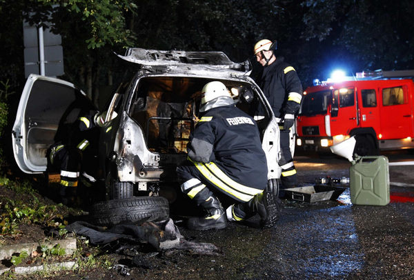 Arson attacks on cars surge in Berlin