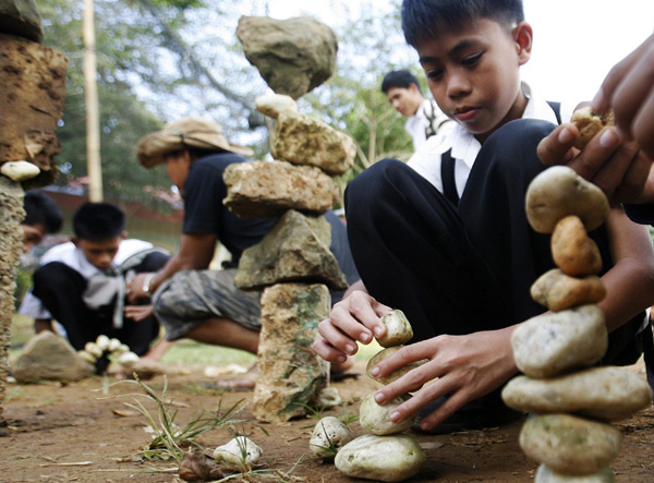 Rock balancing