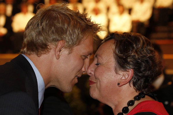 Hongi greeting ahead of Rugby World Cup