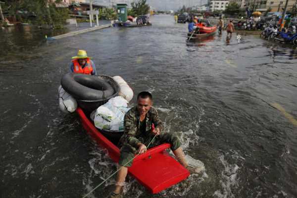 Thailand floods continue