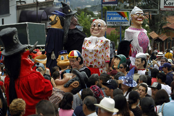 To parade with masks