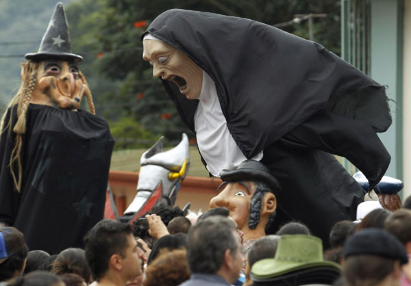 To parade with masks