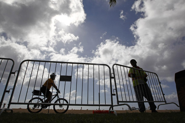 Security tight in Honolulu ahead of APEC