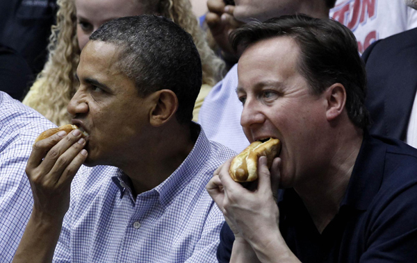 Obama, Cameron watch basketball tournament