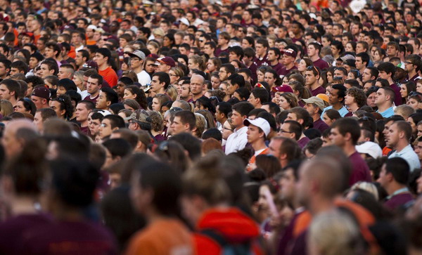 Vigil held for Virginia Tech shooting victims