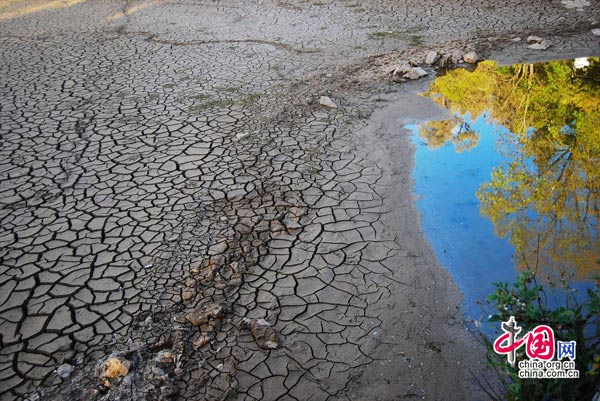 Drought lingers in SW China resort