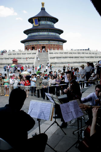 Philadelphia Orchestra brings music to Beijing
