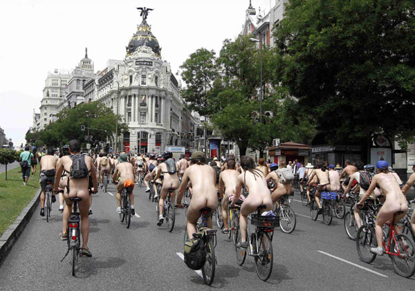 World Naked Bike Ride hits the street
