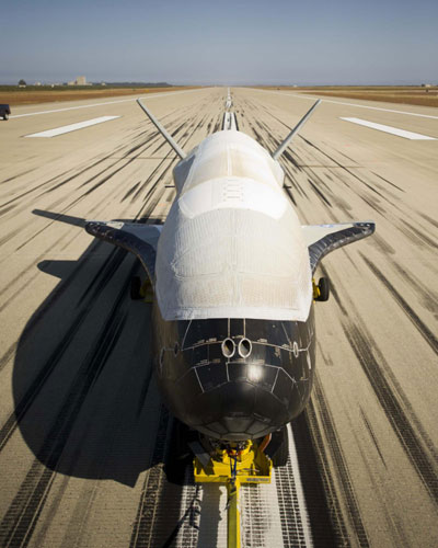 US military's unmanned robotic space shuttle