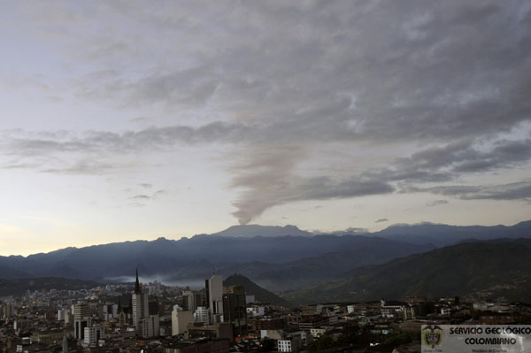 Nevado del Ruiz volcano erupts