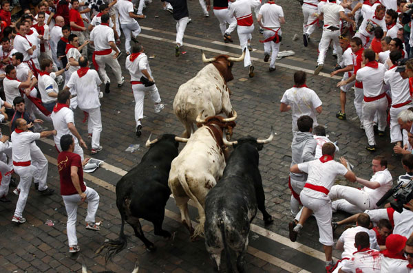 San Fermin running of the bulls festival kicks off