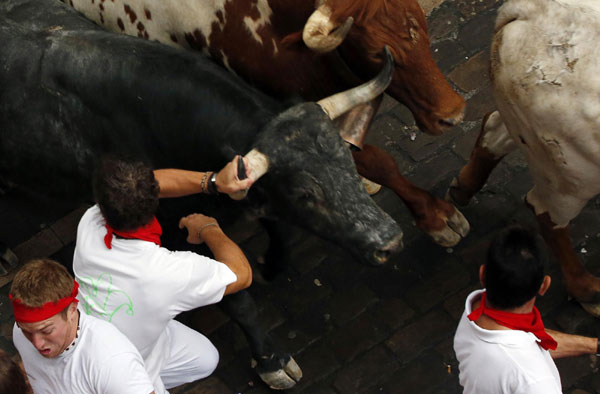 San Fermin running of the bulls festival kicks off