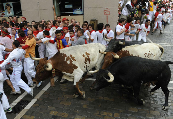 San Fermin running of the bulls festival kicks off