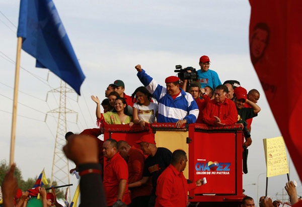 Chavez attends campaign rally for re-election