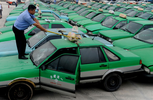 Clone taxis destroyed in E China