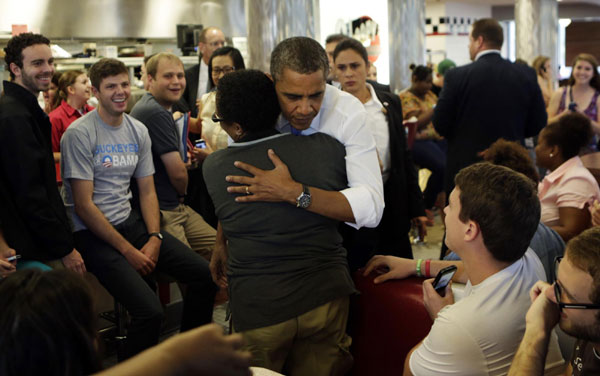 Obama on campaign trip to Ohio, Nevada