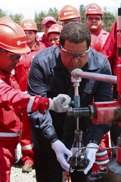 Chavez visits crude oil facility