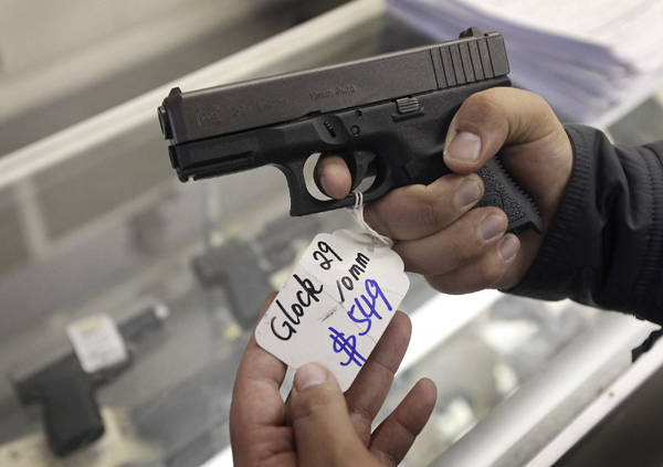 US gun sales increase before possible gun policies