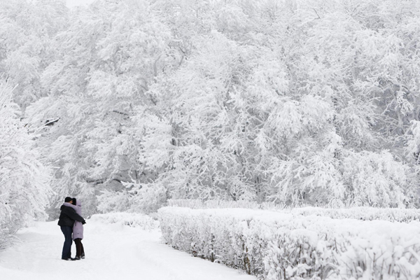 Abnormal cold grips Russia