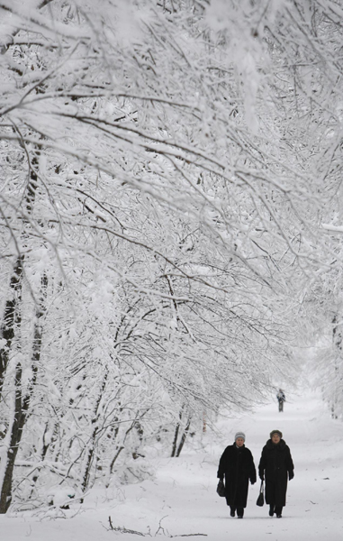 Abnormal cold grips Russia