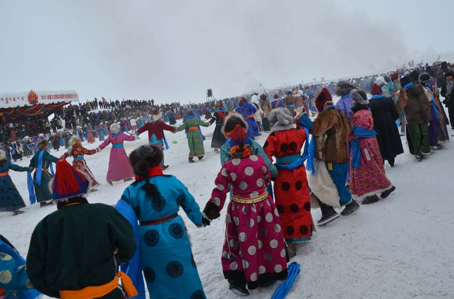 Nadam festival gallops into Inner Mongolia