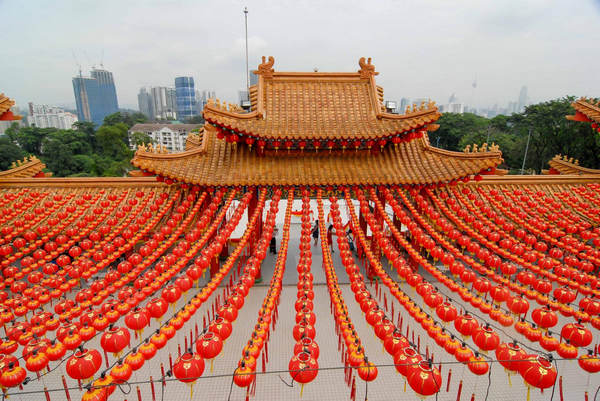 Red lanterns to greet Year of Snake in Malaysia