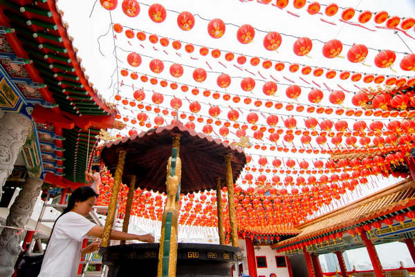 Red lanterns to greet Year of Snake in Malaysia