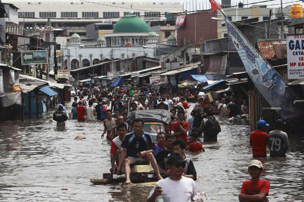 Photos: Jakarta under water