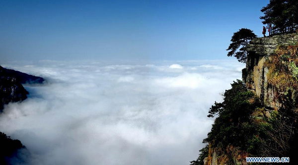 Fabulous scenery of Lushan Mountain in E. China