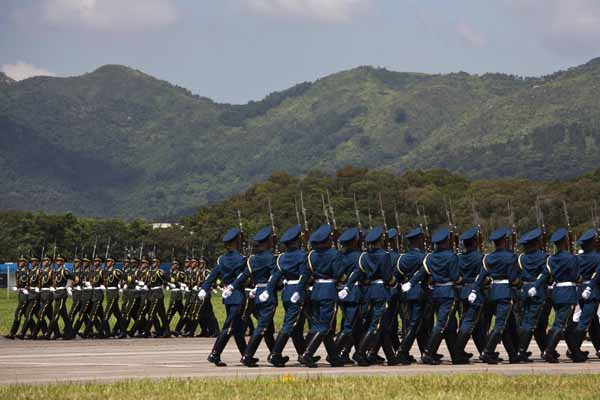 PLA holds open day in Hong Kong