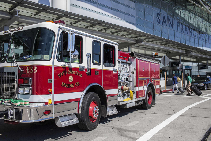 Asiana flight crashes at SFO