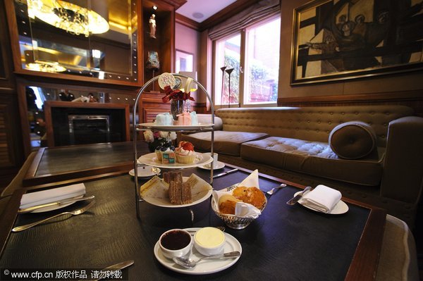 Royal baby-inspired afternoon tea in London