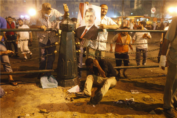 Pro-Morsi protesters, police face off in Cairo