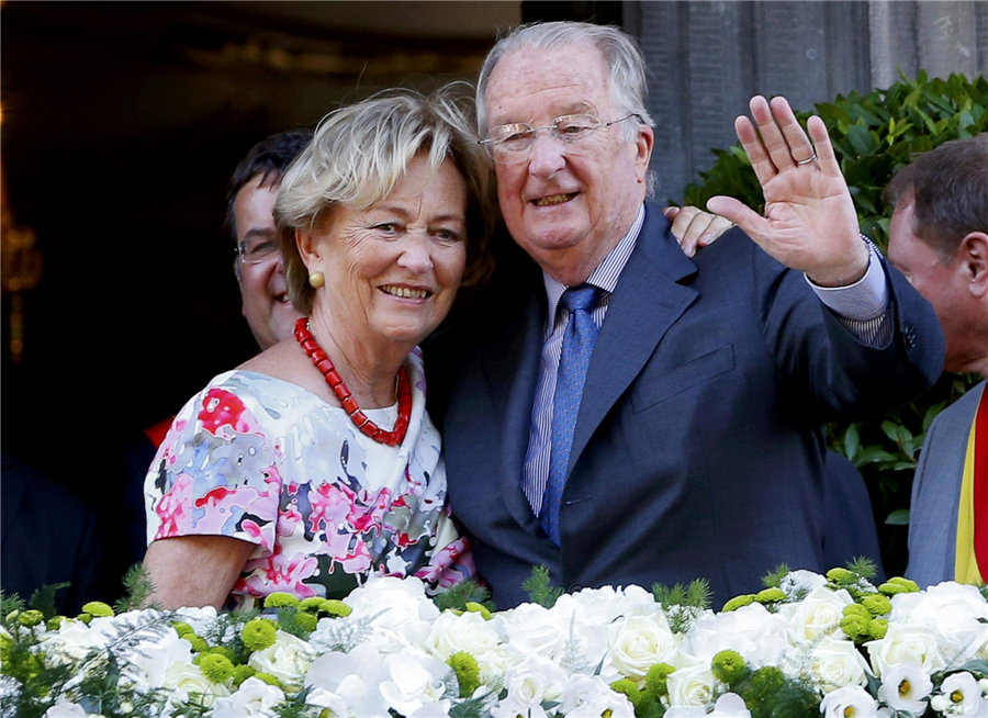 Farewell tour of Belgium's King Albert II