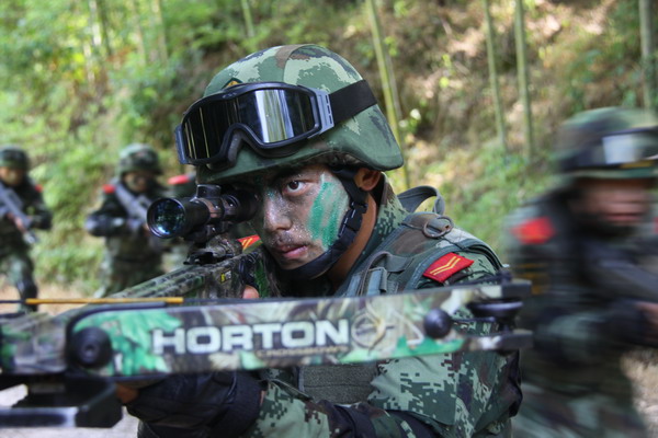 Soldiers take aim during anti-terror drill