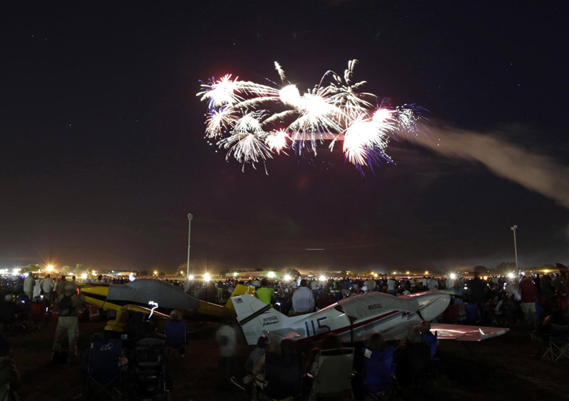 Fly for adventure at US air show