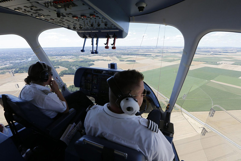 Tour Paris on a airship