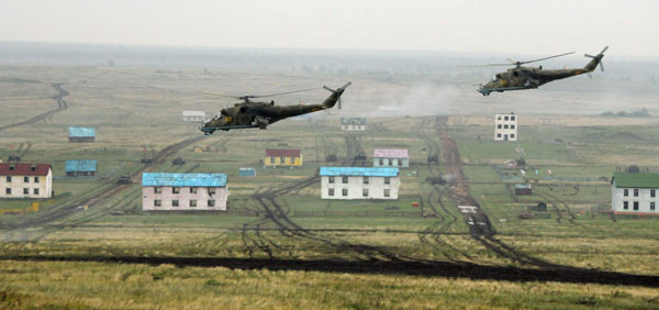 Chinese, Russian troops conduct 1st live fire exercises