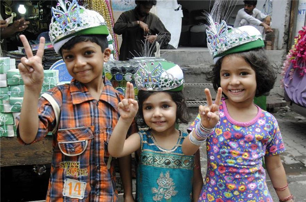 Pakistanis celebrate Independence Day