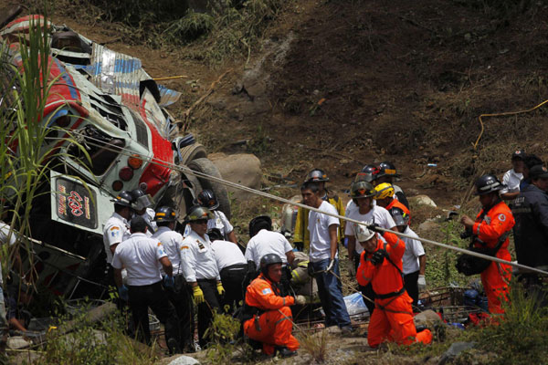At least 43 killed in Guatemala autobus crash