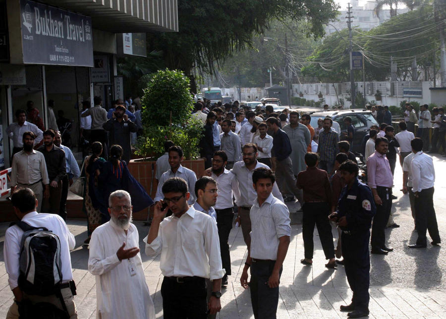 In photos: Deadly earthquake in Pakistan