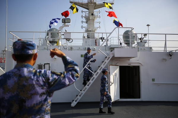 China's <I>Peace Ark</I> departs for Philippines