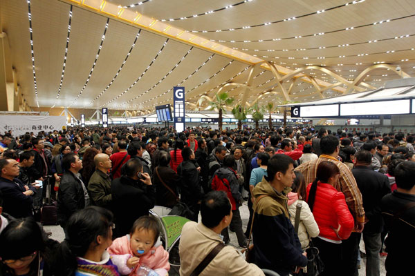 SW China airport closes again due to heavy fog