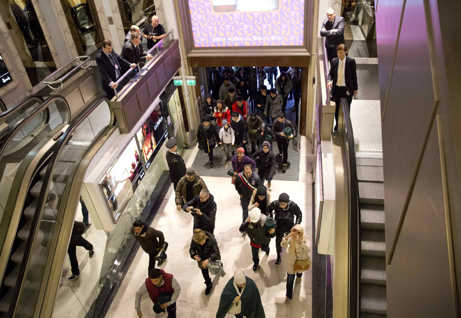 Boxing Day sale begins in London