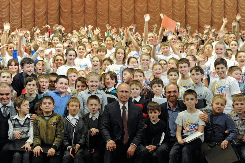 Putin visits the Mariinsky Theatre