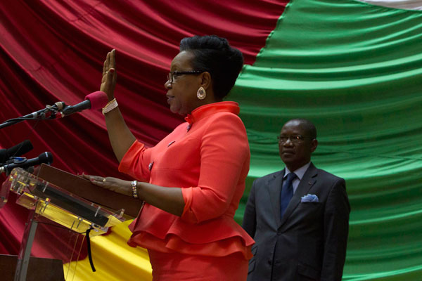 Interim C. African Republic leader sworn in