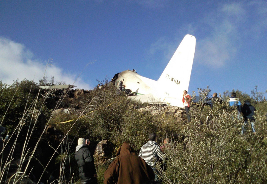 Algerian military plane crashes, killing 77