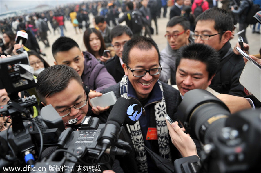 CPPCC celebrity members create buzz