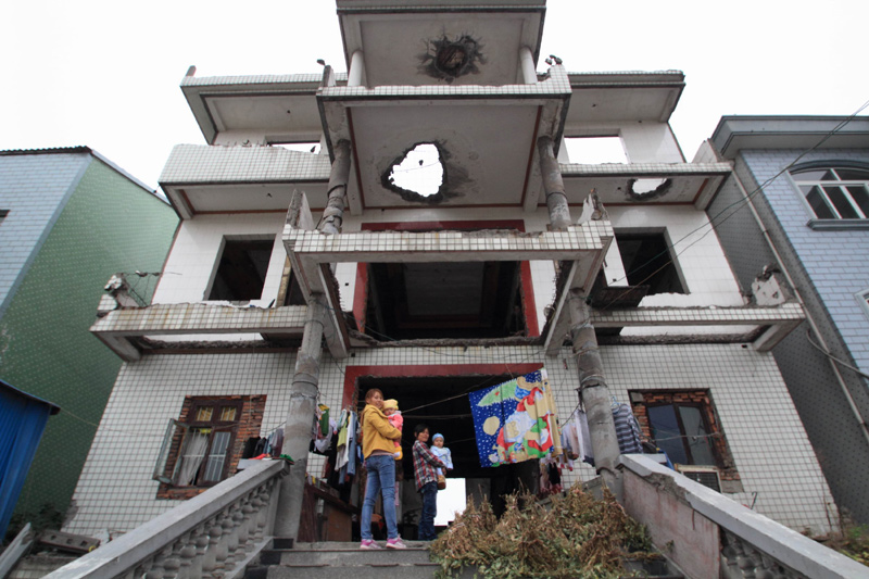 Photo special: Dangerous buildings in China